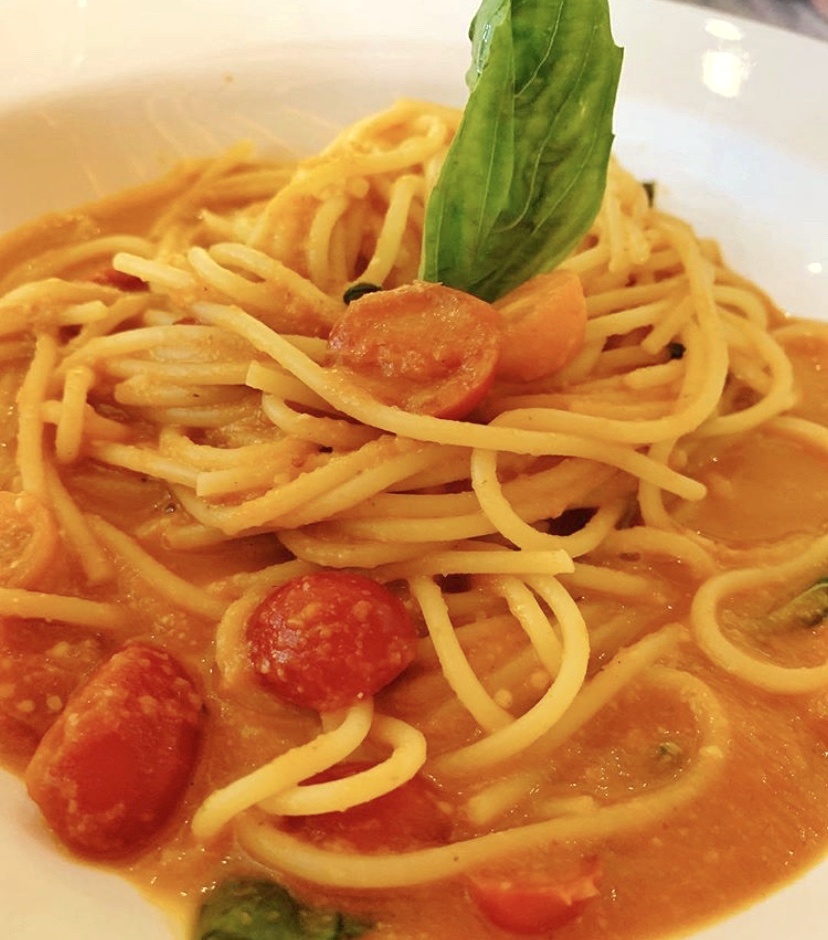 Spaghetti-pomodoro-restaurante-torino