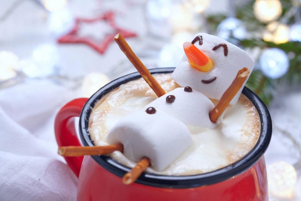 recetas con chocolate caliente con muñeco de nieve