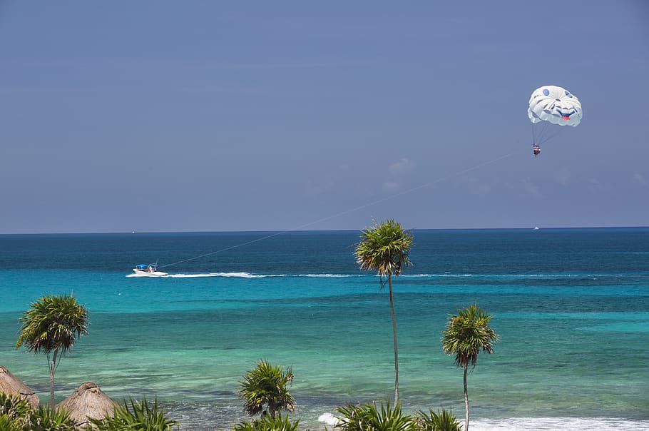 playa del carmen el color del mar