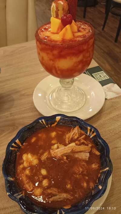 coctel con mango y chamoy